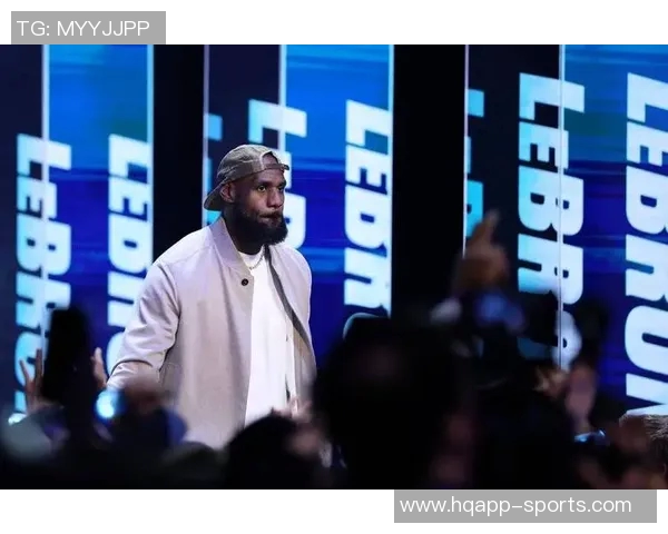 弗莱幽默回应詹姆斯派对邀请担心缺席会影响交易前景